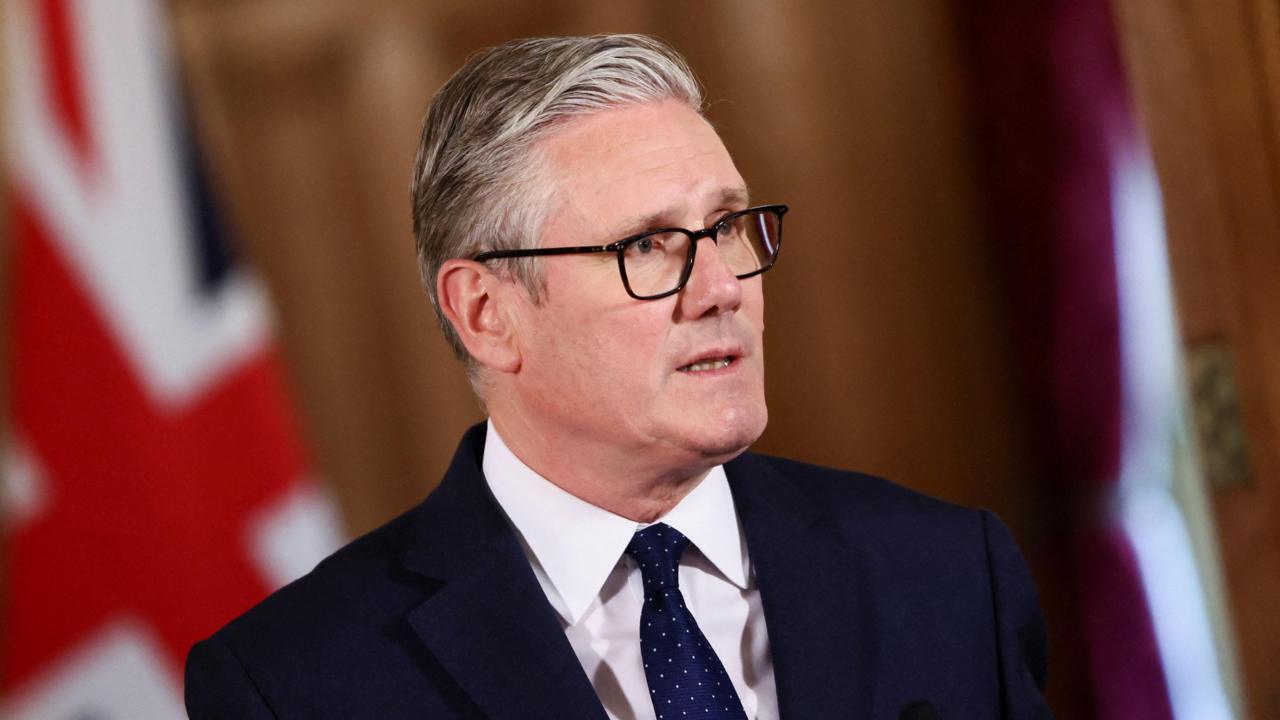Starmer calls for prosecution of 'globalise the intifada' chant as antisemitism debate intensifies — image 2