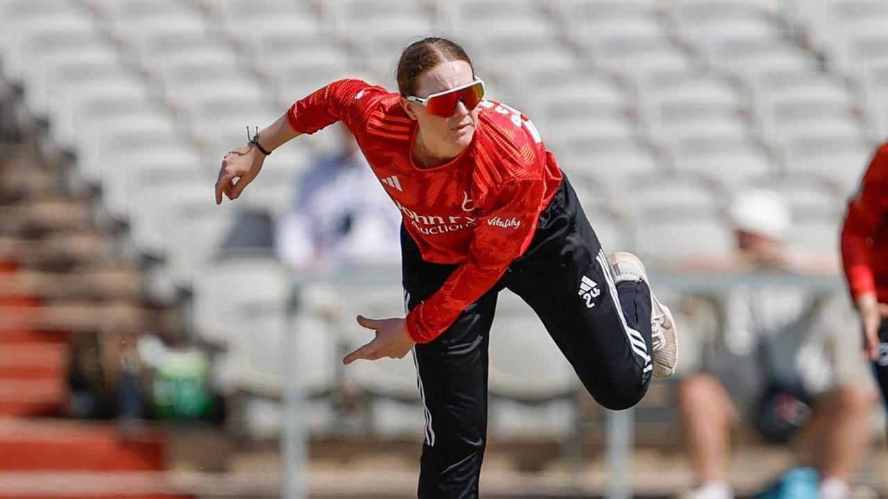Charli Knott bowling