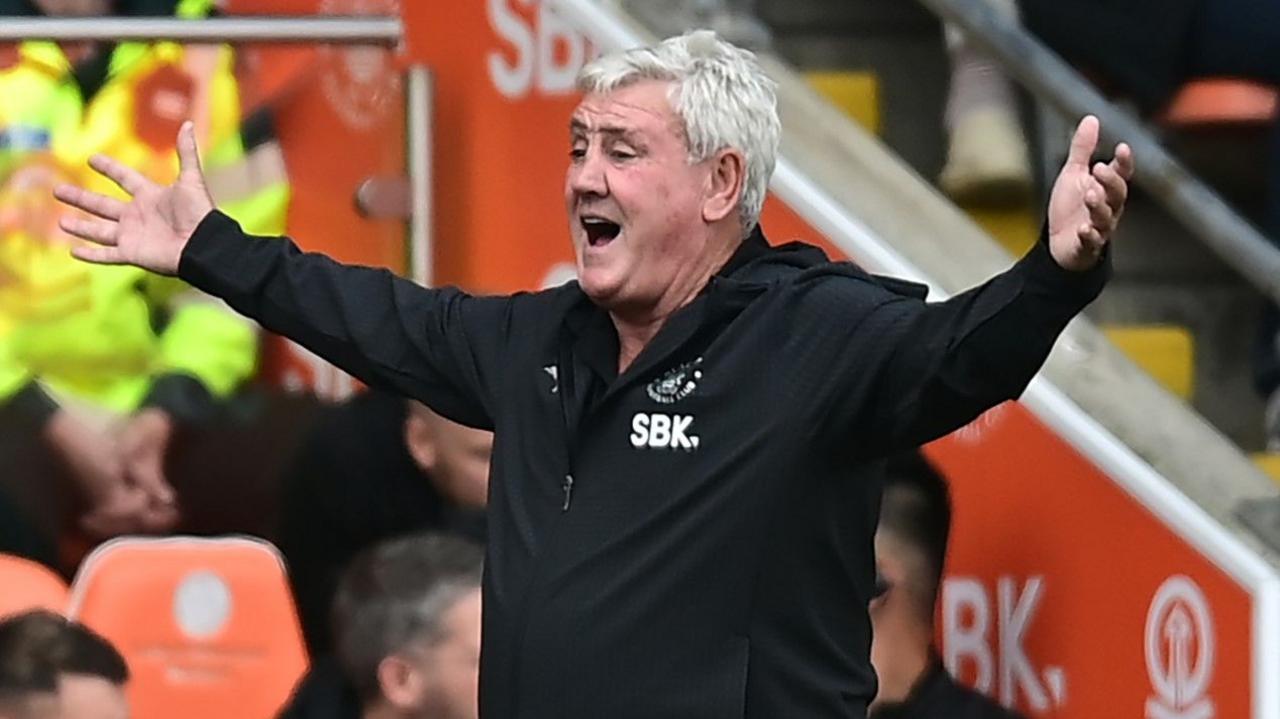 Blackpool's Steve Bruce