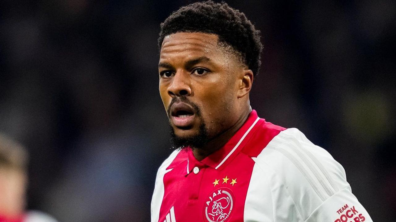 Chuba Akpom playing for Ajax Amsterdam