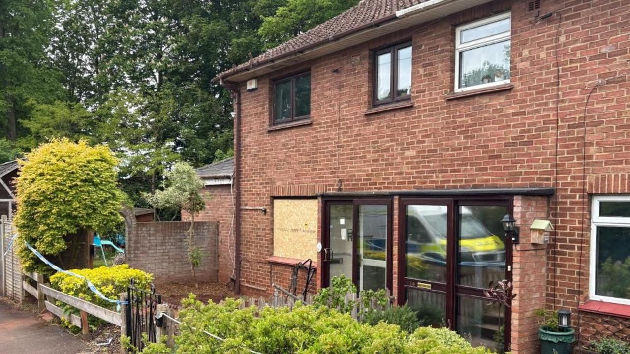 Ex-Partner Kills Woman and Himself with Grenade in Bristol House Explosion — image 5