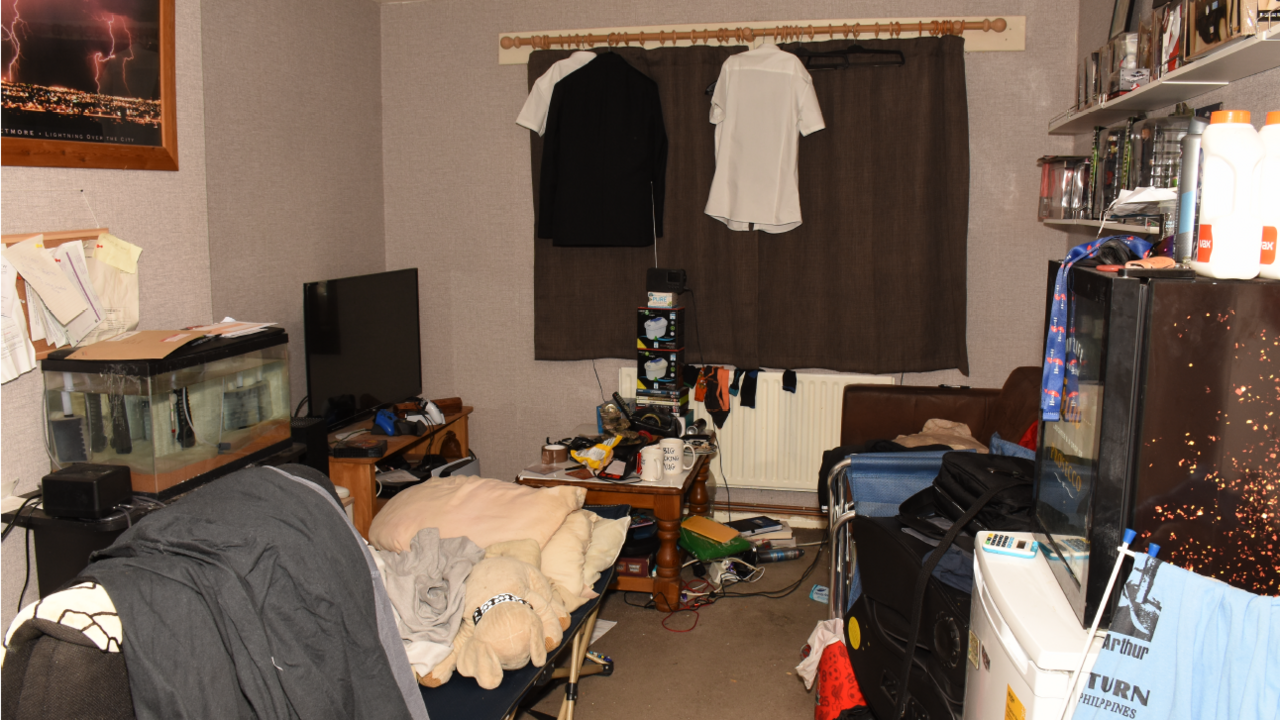 Gavin Plumb's bedroom