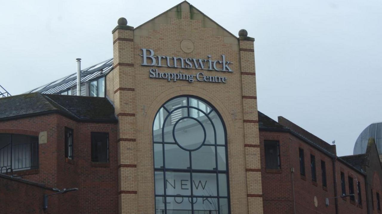 Brunswick Shopping Centre exterior