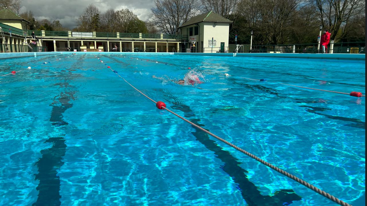 Lido swimming pool 