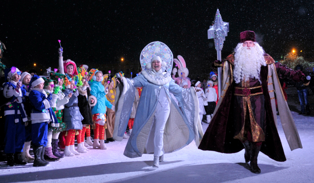 Grandfather Frost and the Snow Maiden mark New Year in Stavropol, Russia