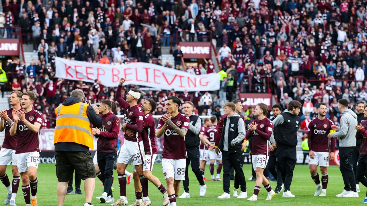 Hearts beat Rangers to seize three-point lead in Scottish title race — image 1