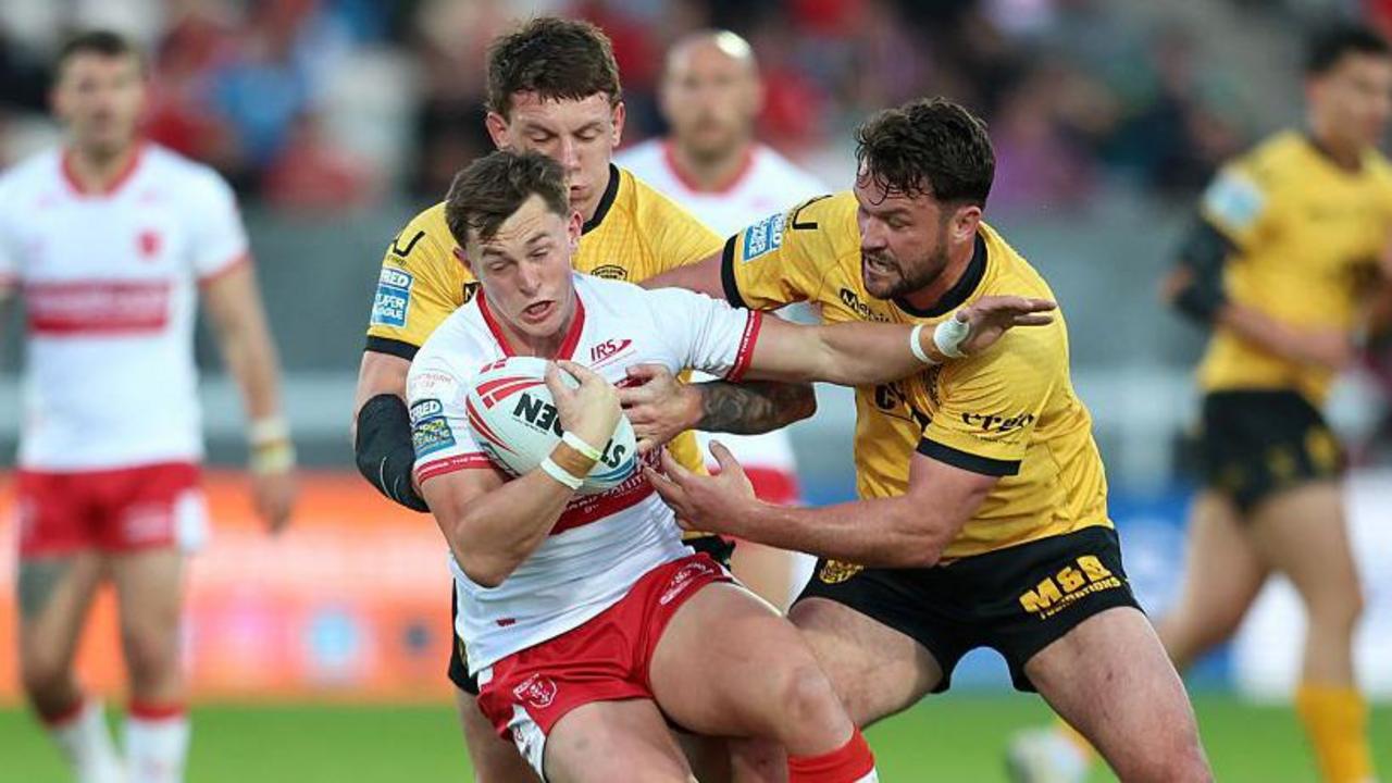 Hull KR Crush Castleford 50-6 to Cut Leeds Lead to Two Points — image 2