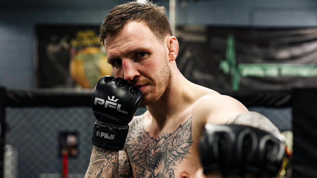 Rhys McKee in PFL gloves