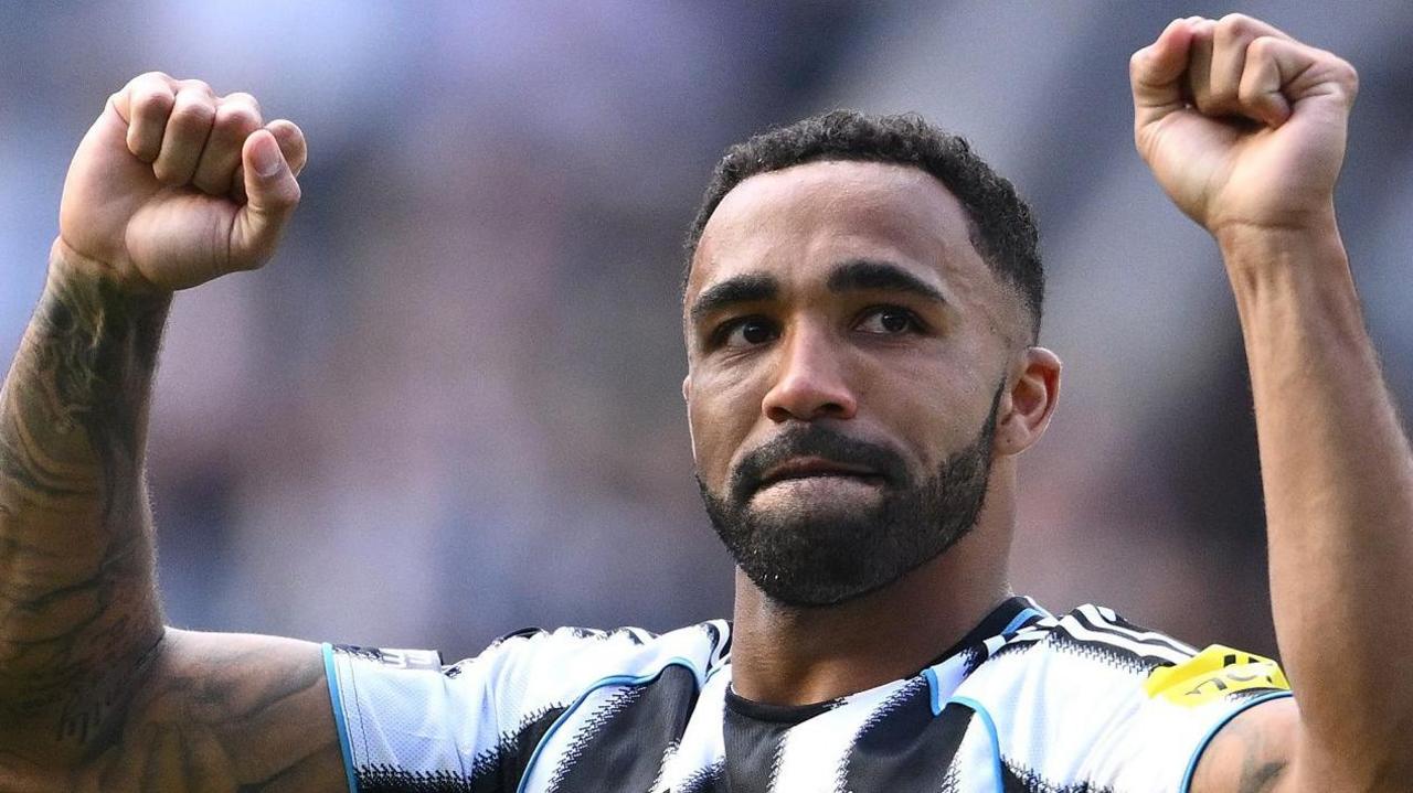 Callum Wilson reacts to the Newcastle supporters at the end of last season