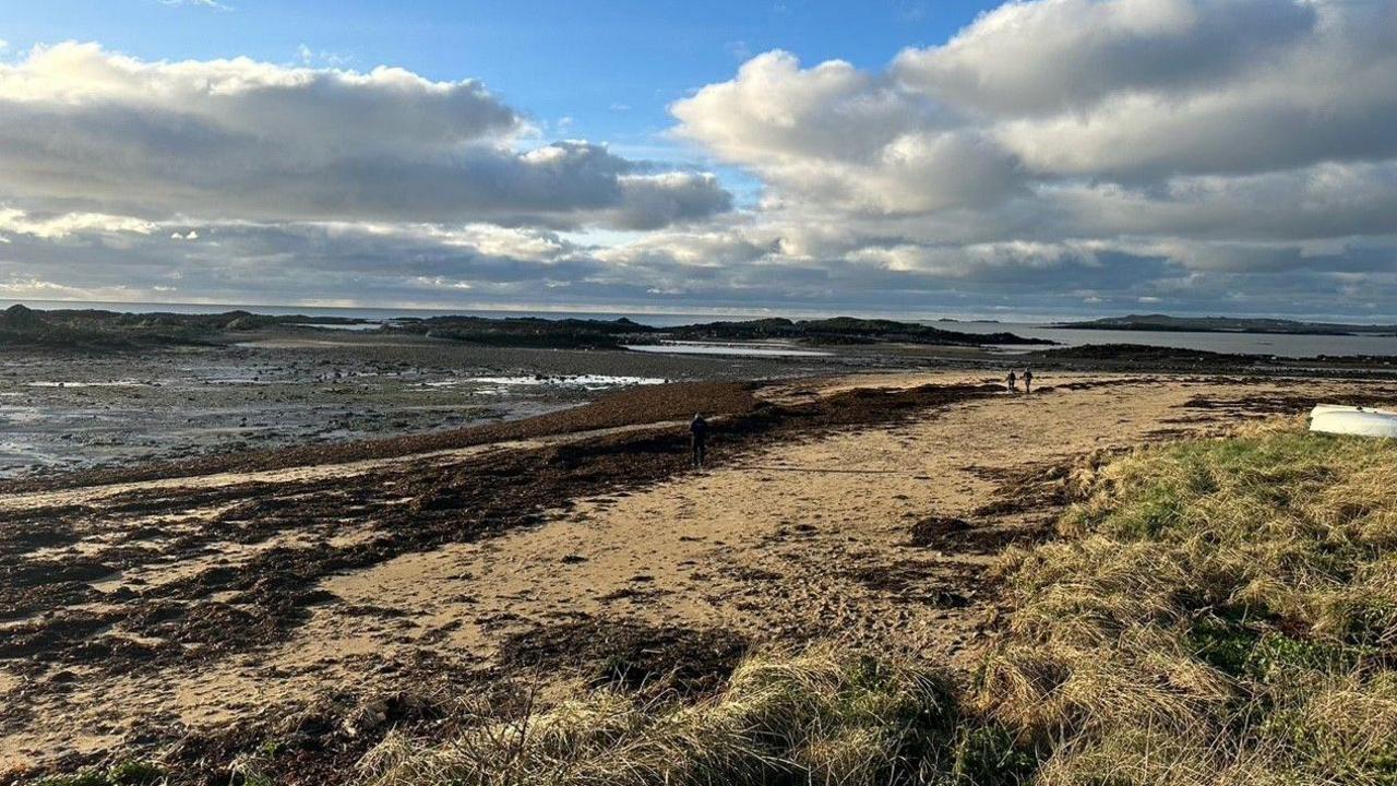 Rhosneigr beach