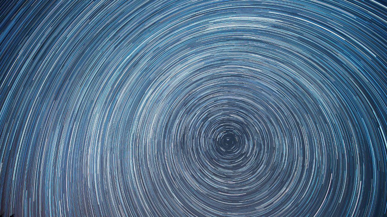 draconids long exposure picture