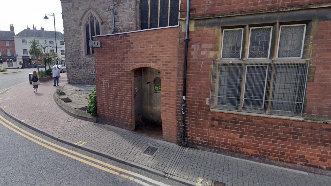 Public toilet on Union Street, Hereford