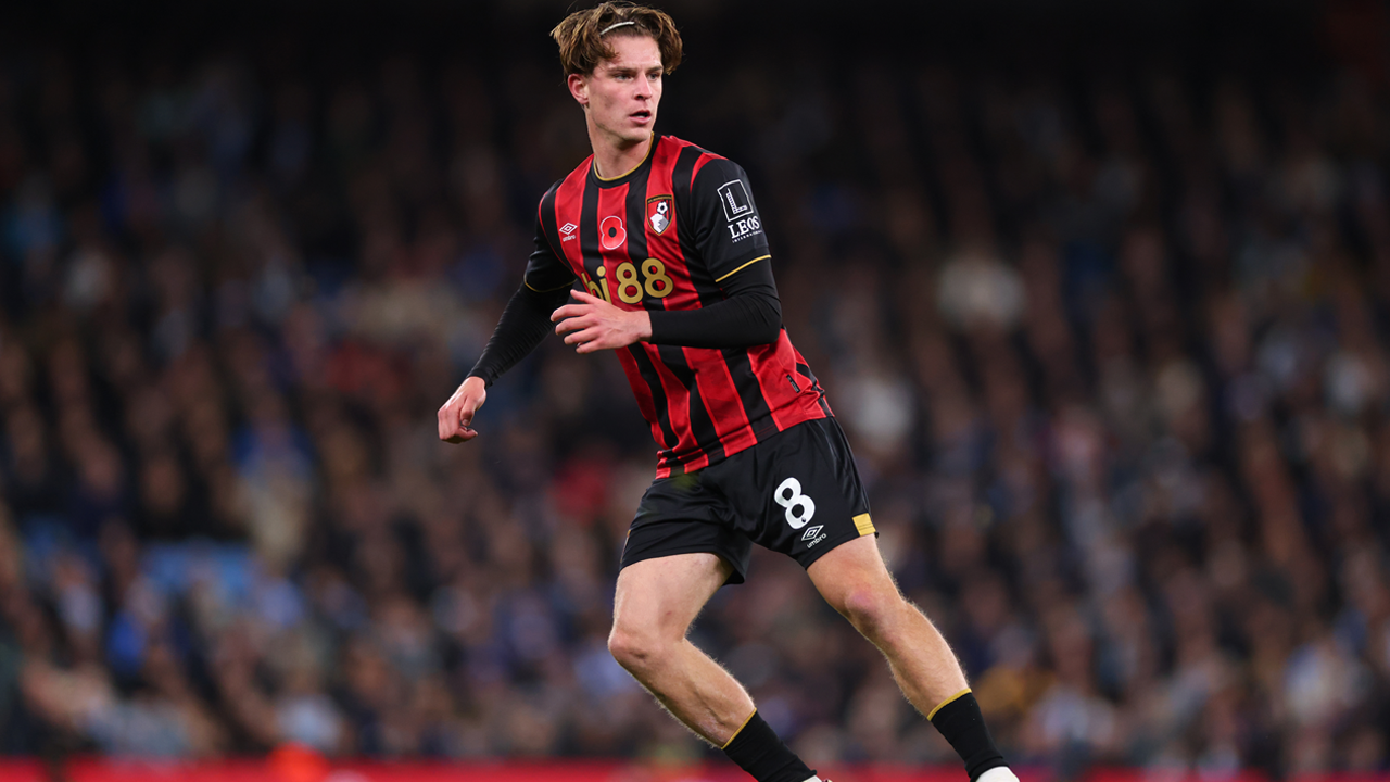 Alex Scott in Bournemouth kit