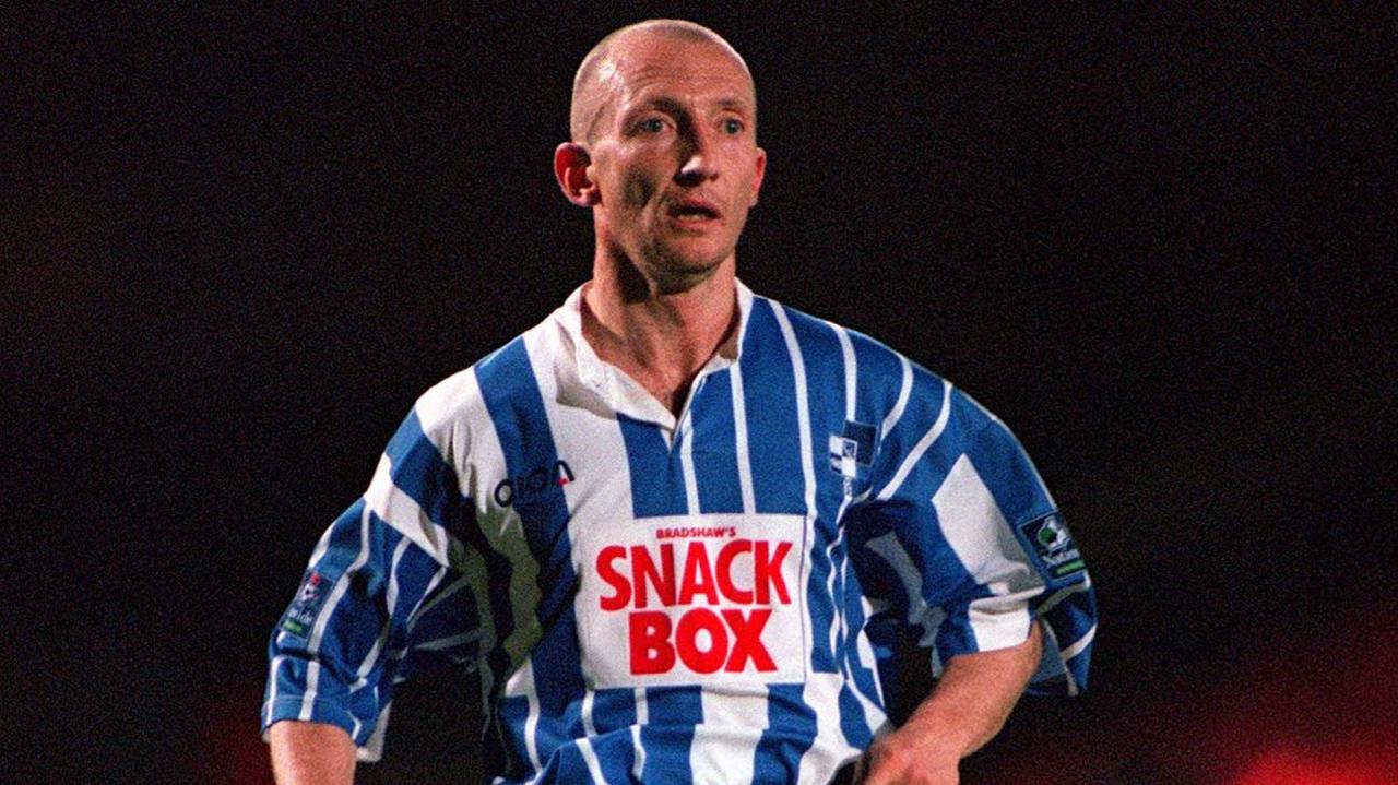 Ian Holloway in action for Bristol Rovers in 1997