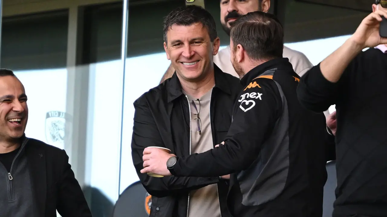 Ipswich Secure Promotion as Hull Edge Wrexham in Championship Finale — image 5