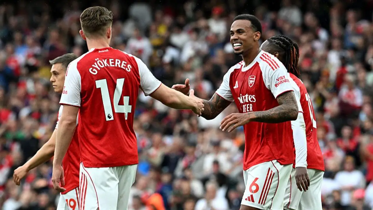 Arsenal Crush Fulham 3-0 to Open Six-Point Lead Over Manchester City in Title Race — image 4