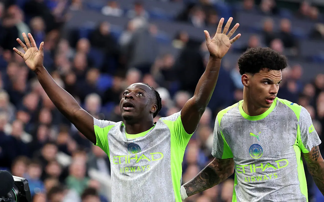 Doku's Curler Gives Manchester City Edge Over Everton in Title Chase — image 6