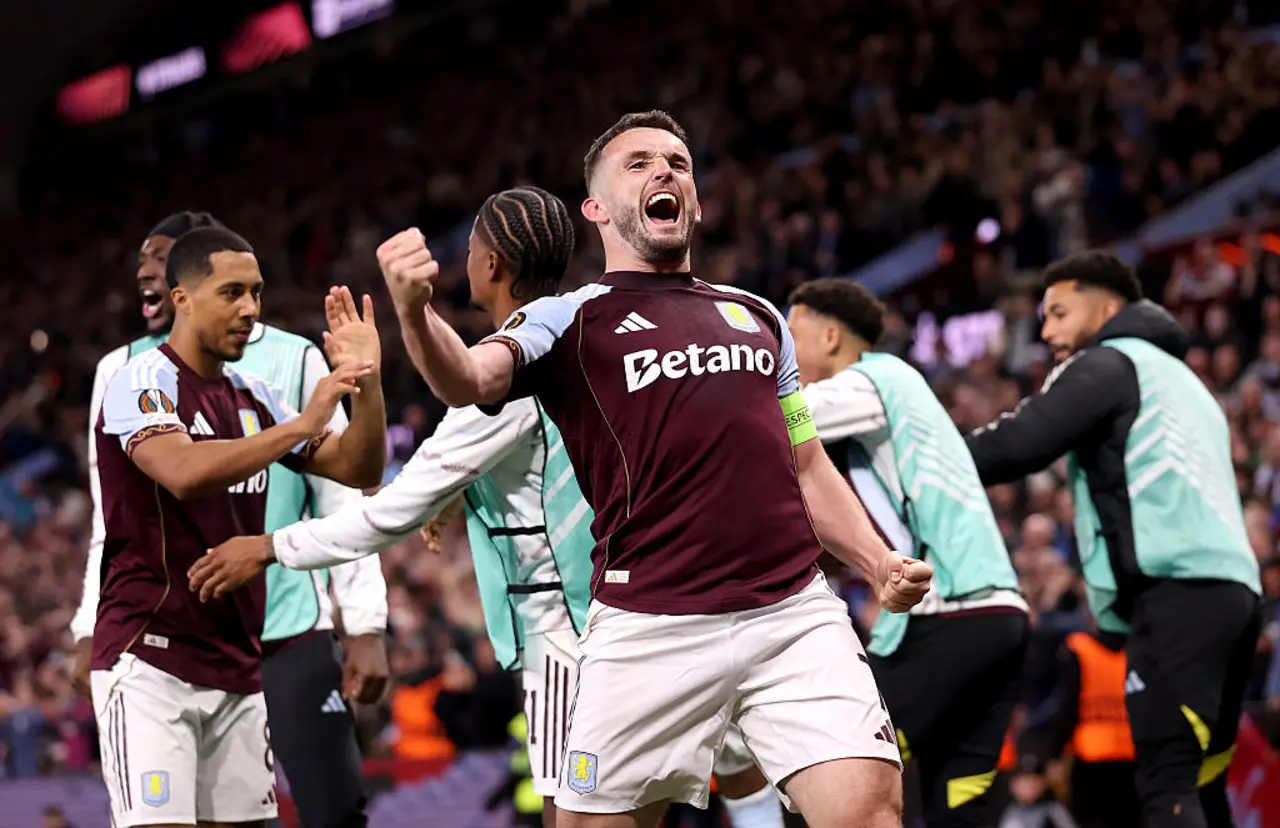 Aston Villa Dominates Nottingham Forest to Reach Europa League Final — image 4