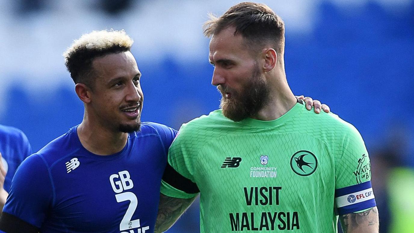 Callum Robinson with Jak Alnwick