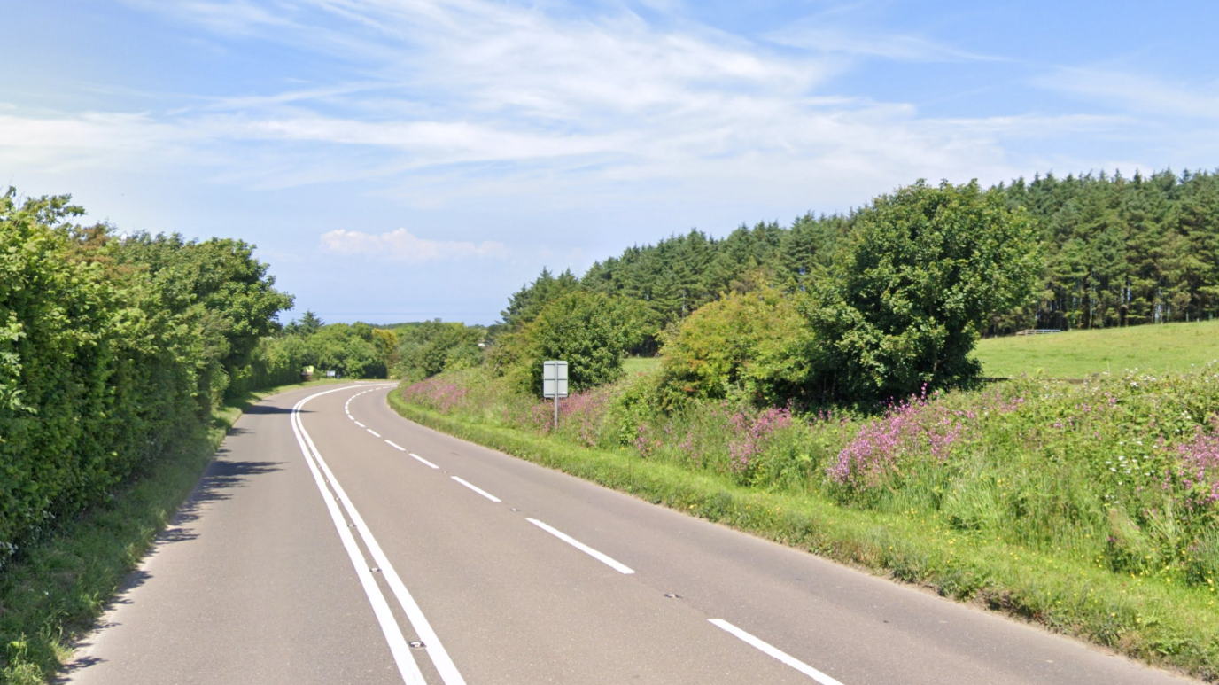 A section of the A361 near Ilfracombe showing a single carriageway with three lanes 