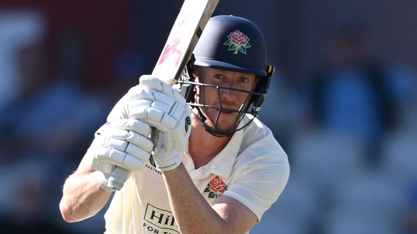 Luke Wells batting