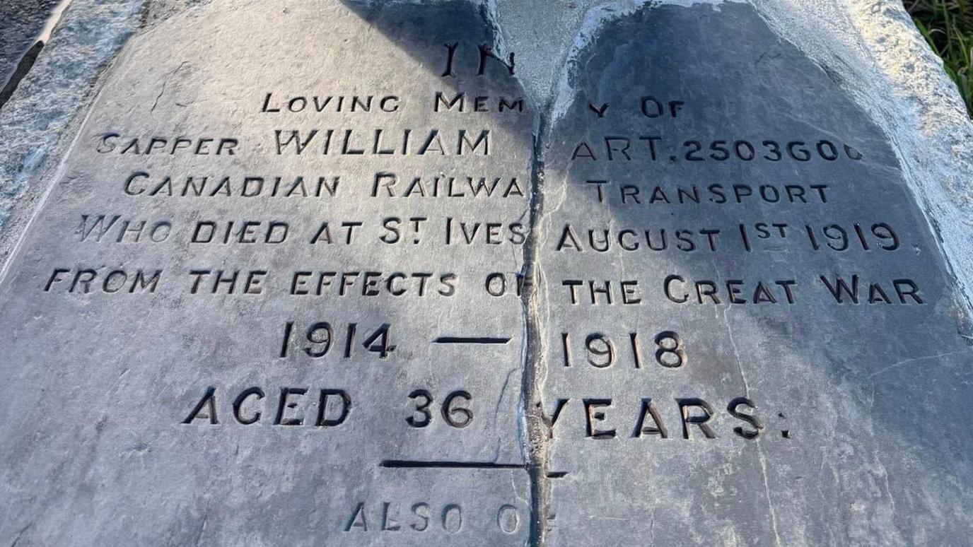 The original headstone has split down the middle. It reads: In loving memory of Sapper William Hart 2503600 Canadian Railway Transport who died at St Ives August 1st 1919 from the effects of the Great War 1914-1918 aged 36 years.