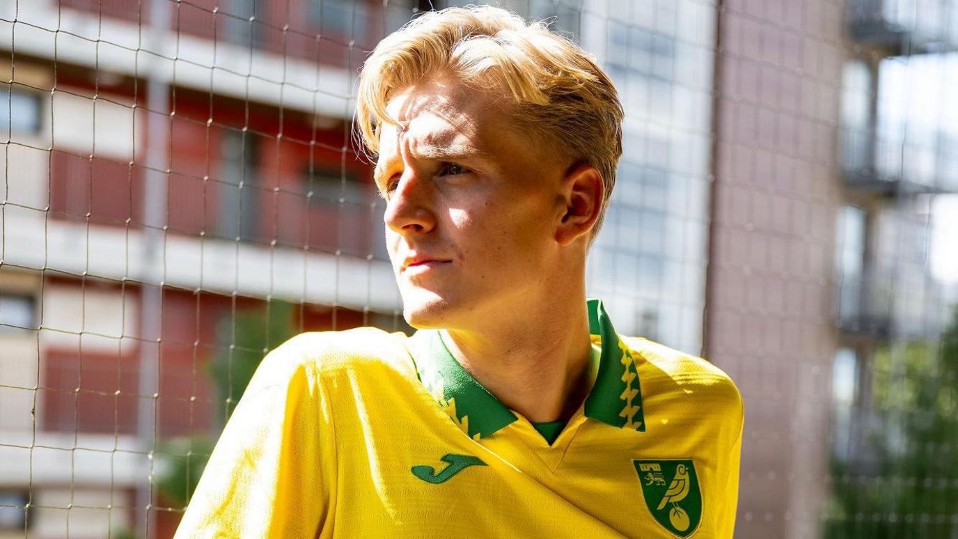 Pelle Mattsson wearing his Norwich number 7 shirt