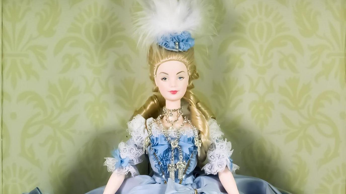 Marie antoinette barbie value on sale