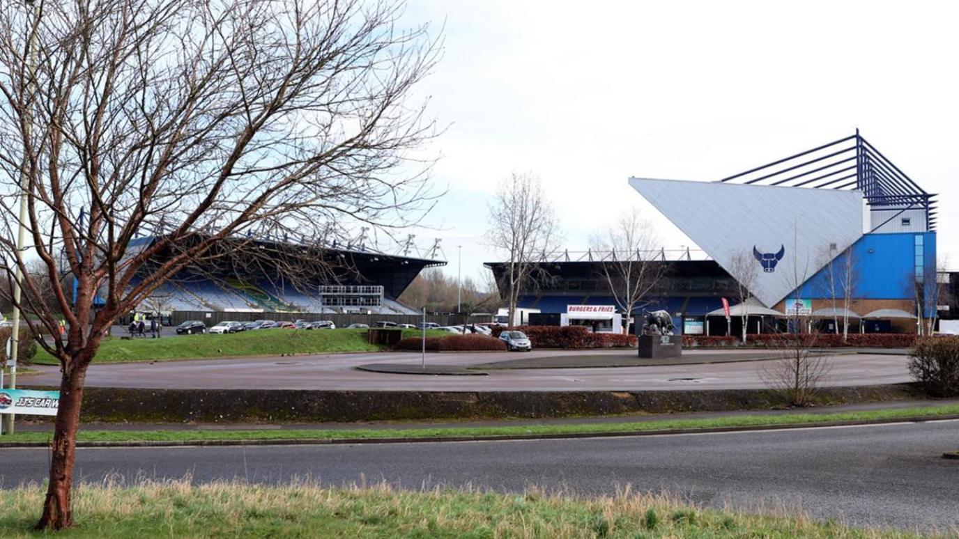 Kassam Stadium