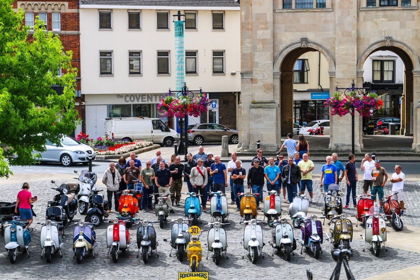 A moped gathering on a sunny morning in Abingdon