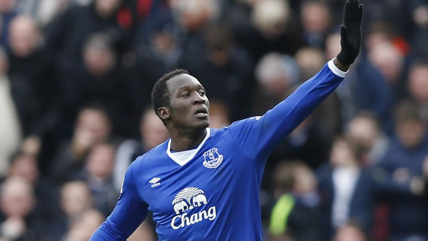 Everton striker Romelu Lukaku celebrates