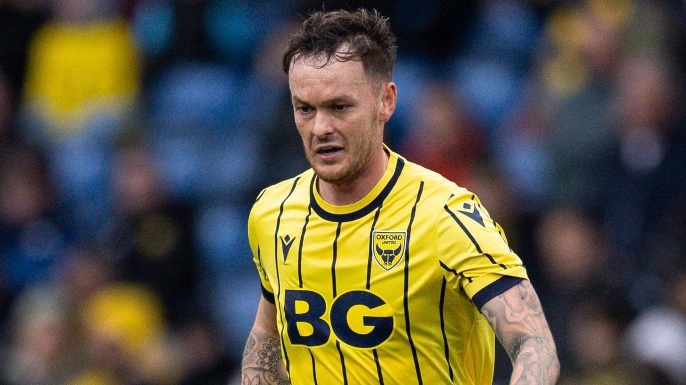 Josh McEachran playing for Oxford United