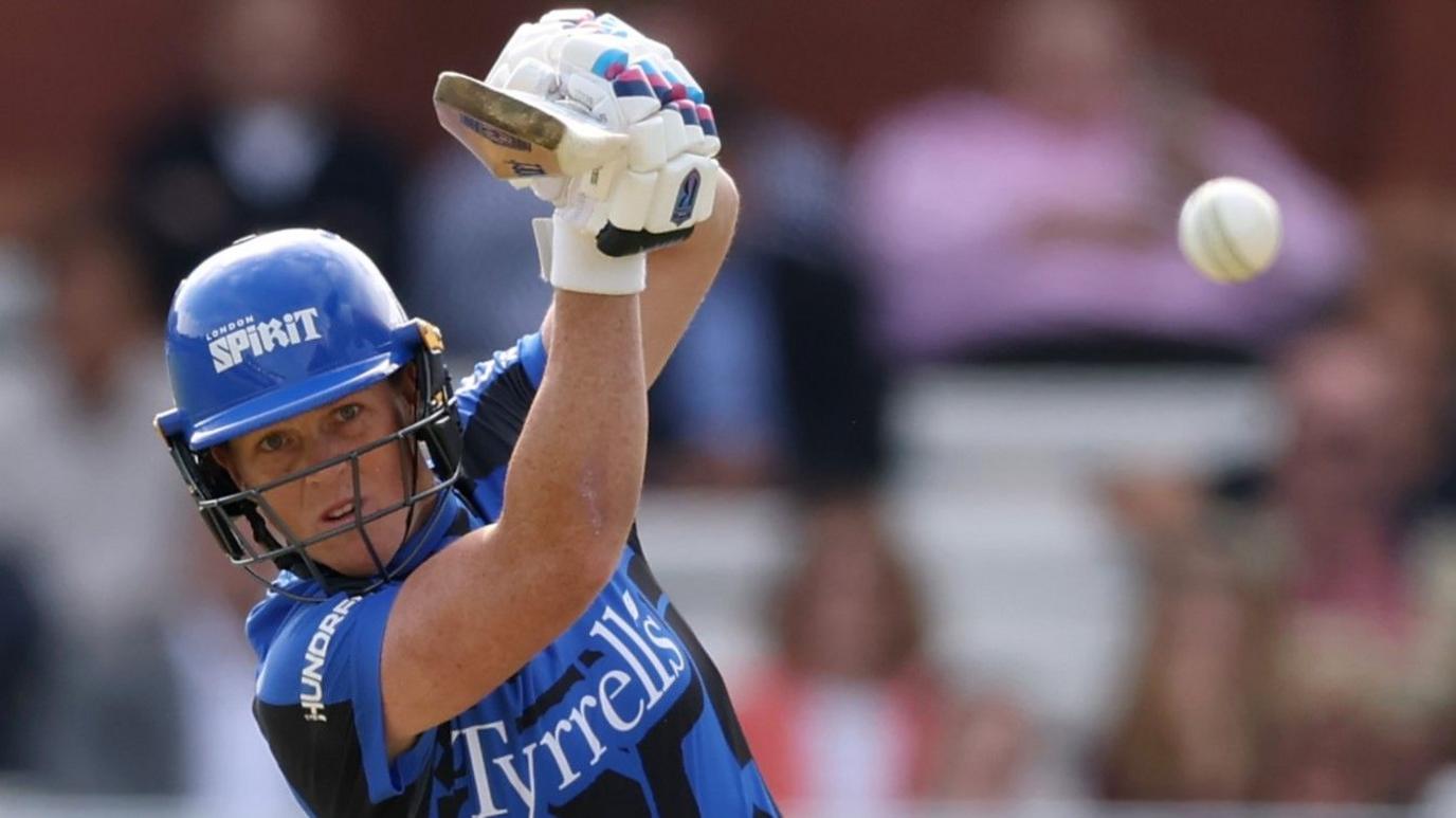 Grace Harris bats for London Spirit in the 2025 Women's Hundred