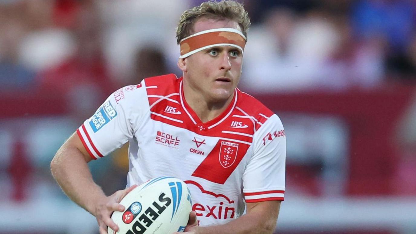 Jez Litten in action for Hull KR