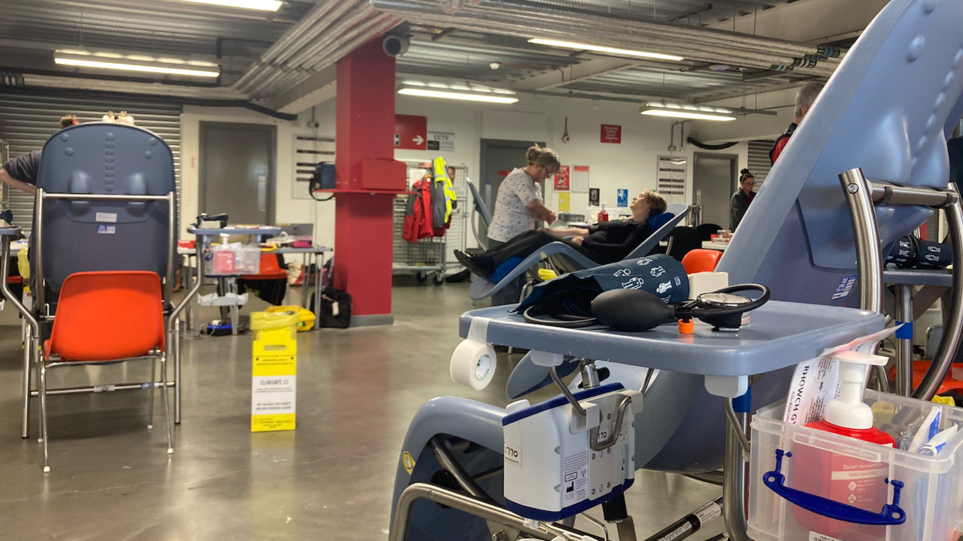 Session rhoi gwaed ym Mharc y Scarlets, Llanelli