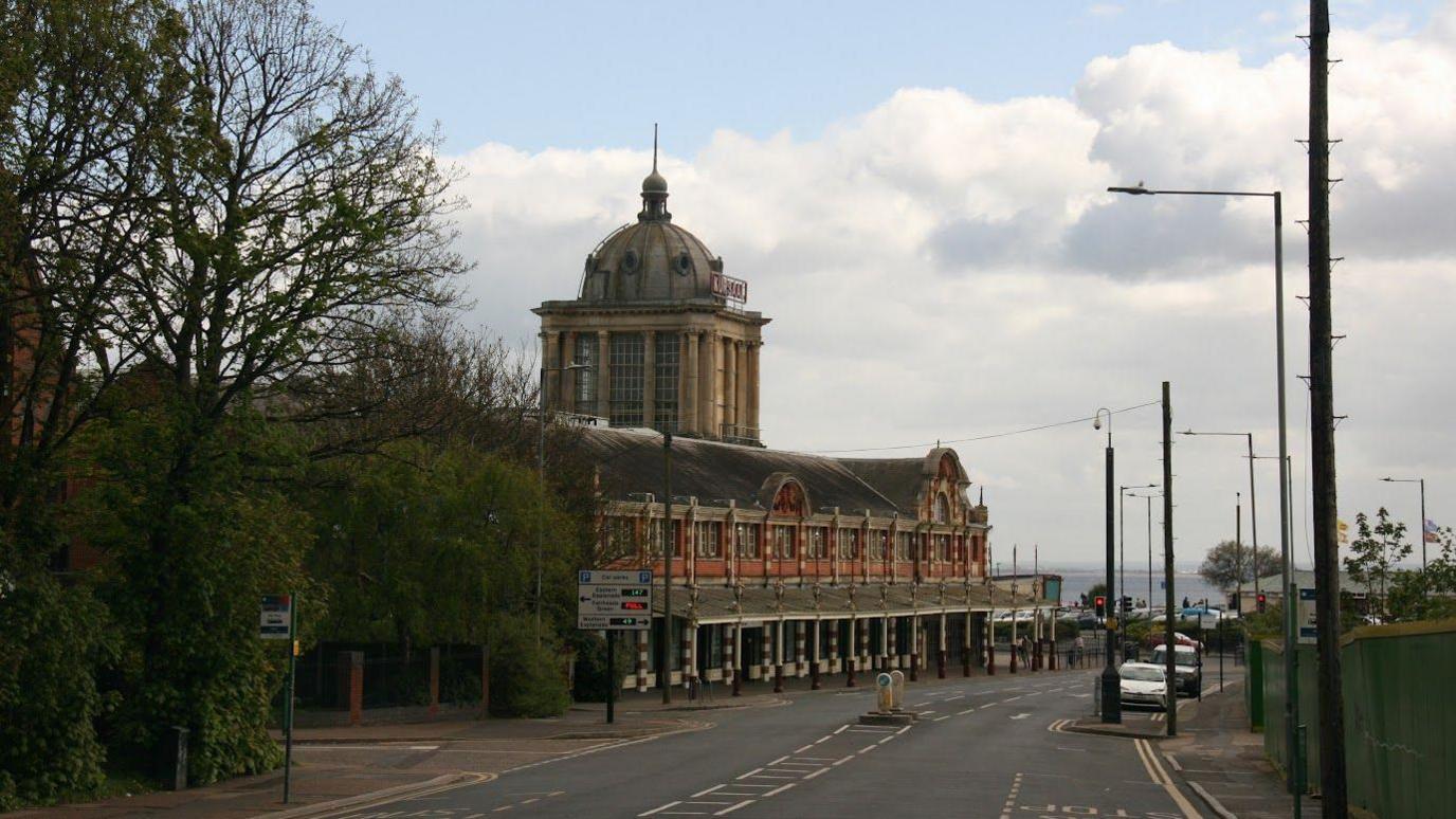 Side view towards sea of the Kursaal