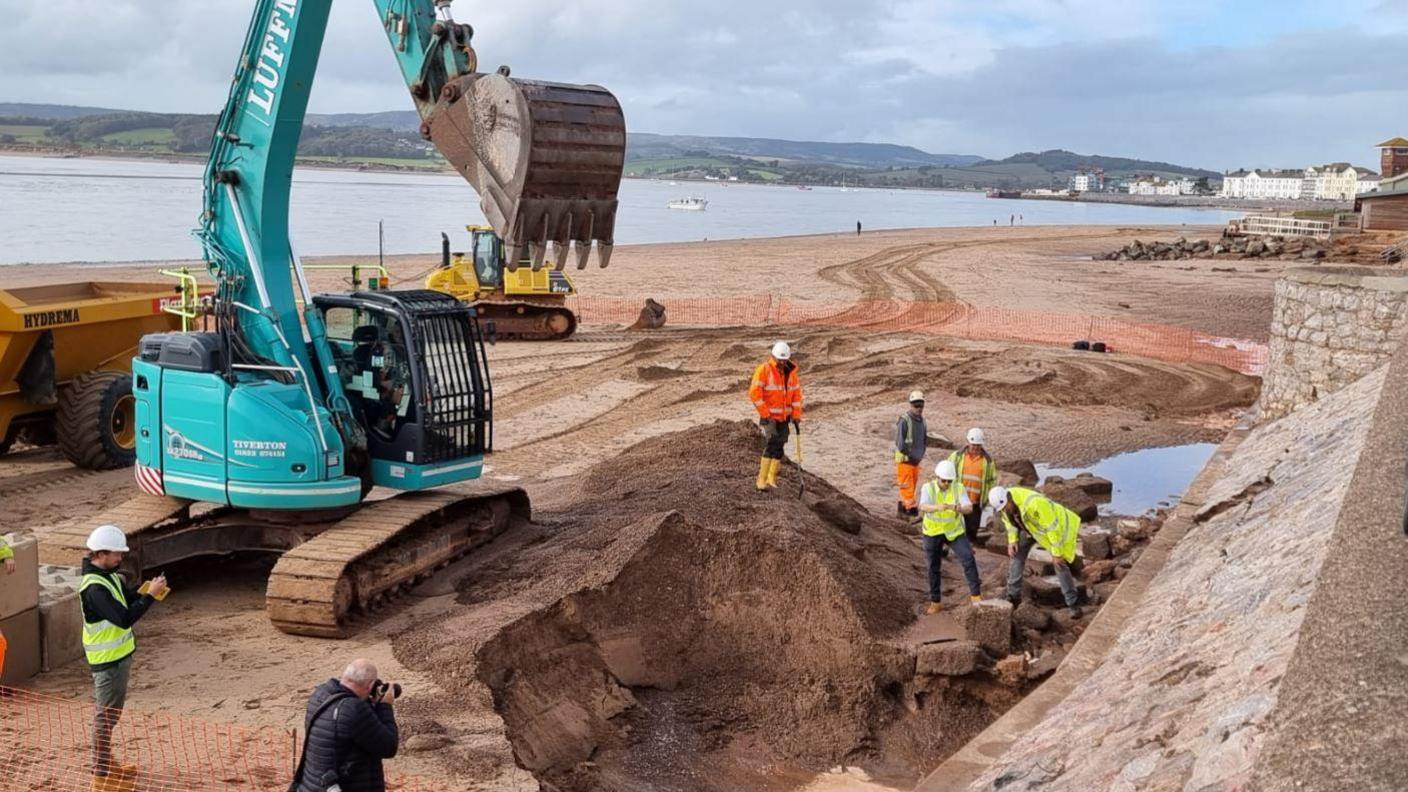 Exmouth sea wall repair