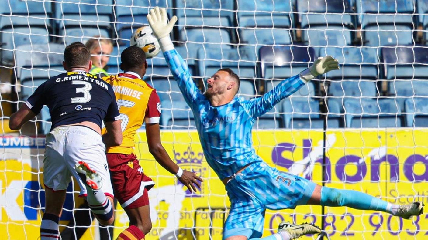 Tawanda Maswanhise scores for Motherwell against Dundee