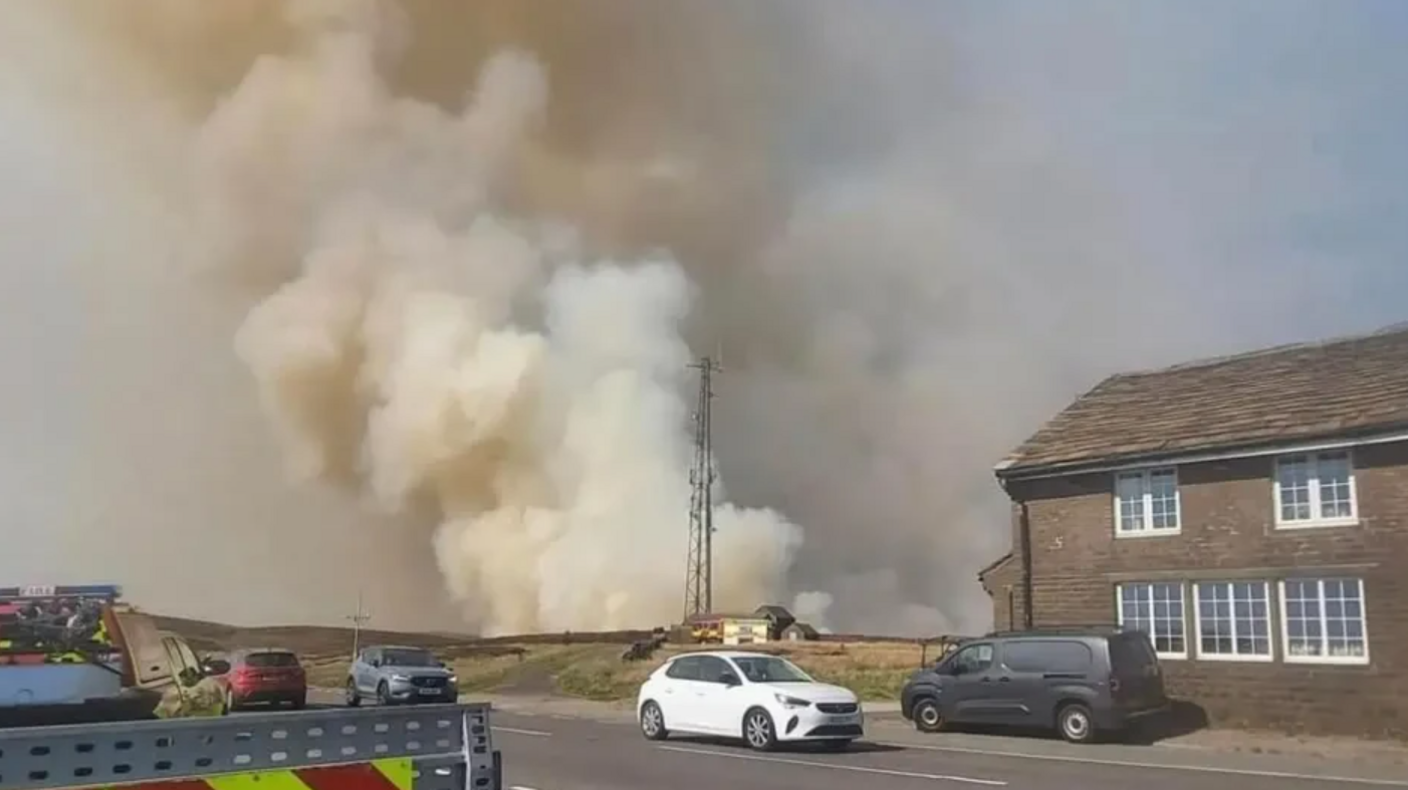 Derbyshire Goyt Valley fire