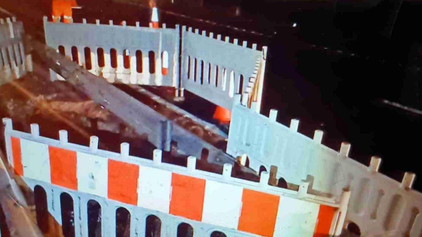 Barriers around a sinkhole