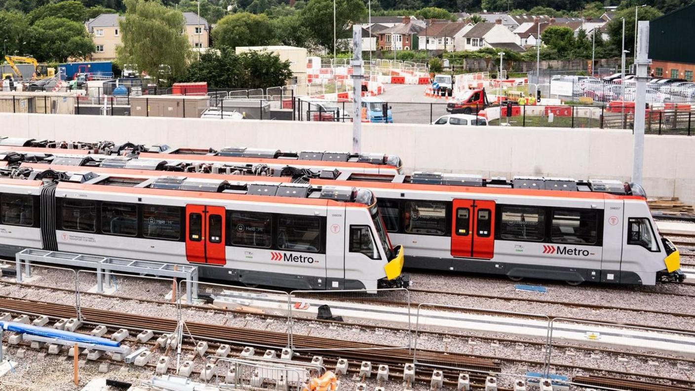 Trenau Metro De Cymru