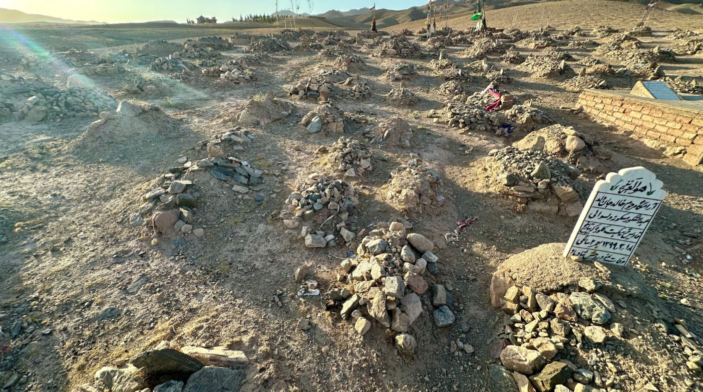 Sheidaee graveyard