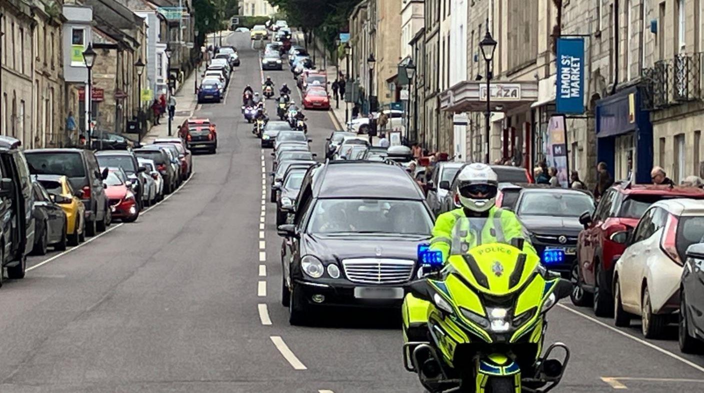 Jim Henderson's funeral cortege