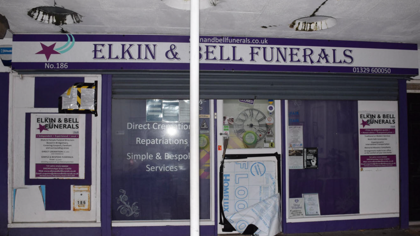 Gosport funeral directors guilty of neglecting bodies - BBC News