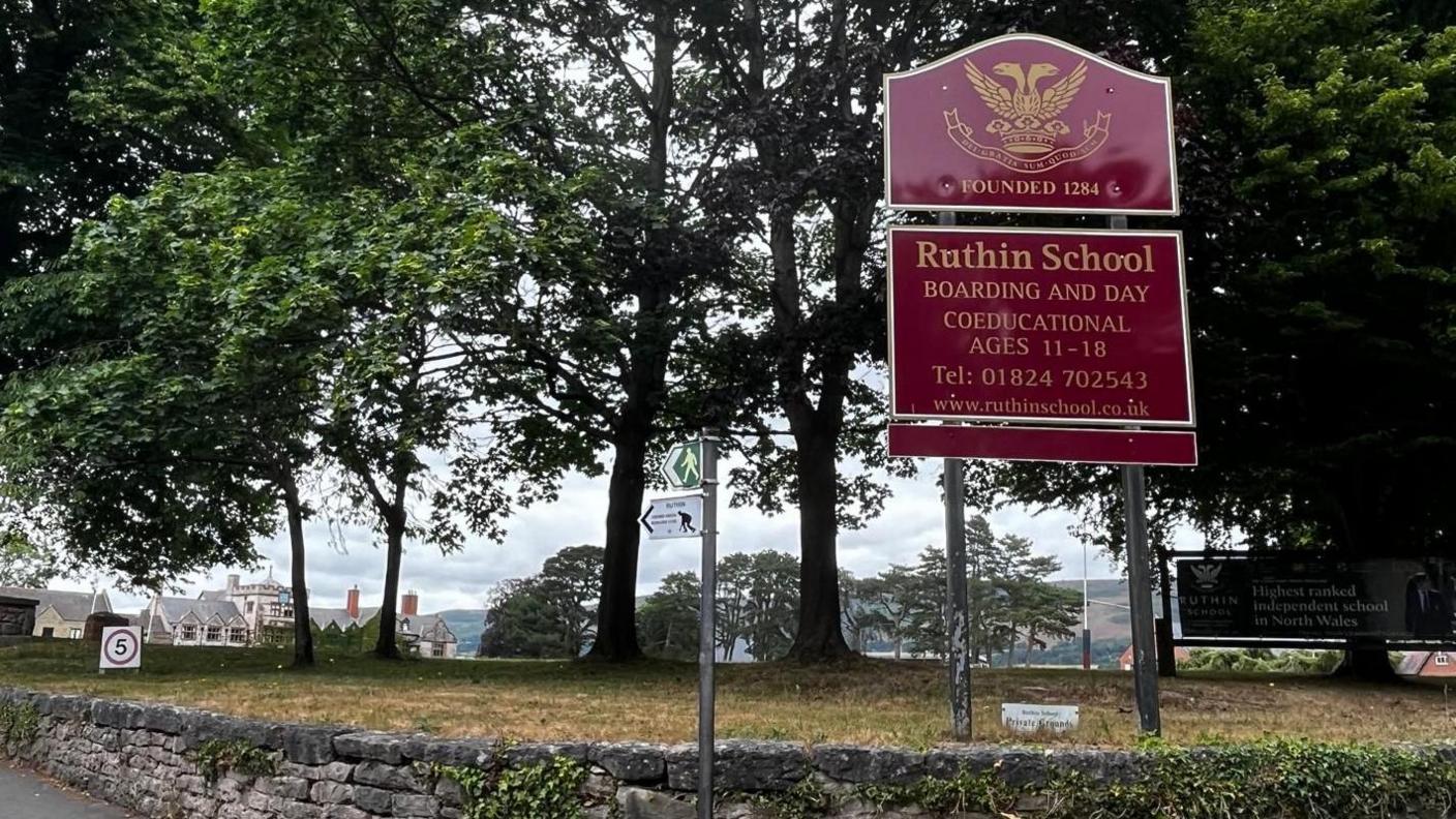 Ruthin School