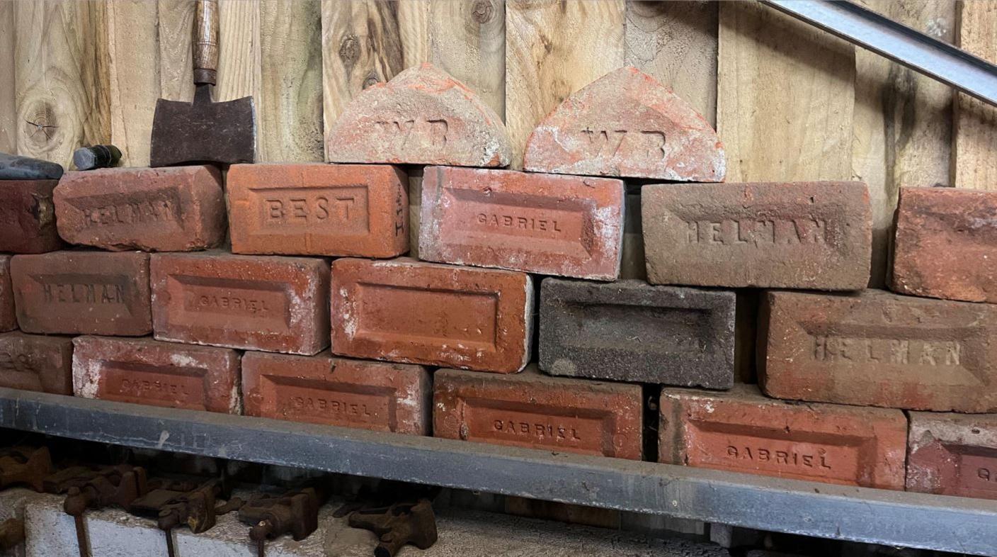 Nic Jee's heritage collection, bricks