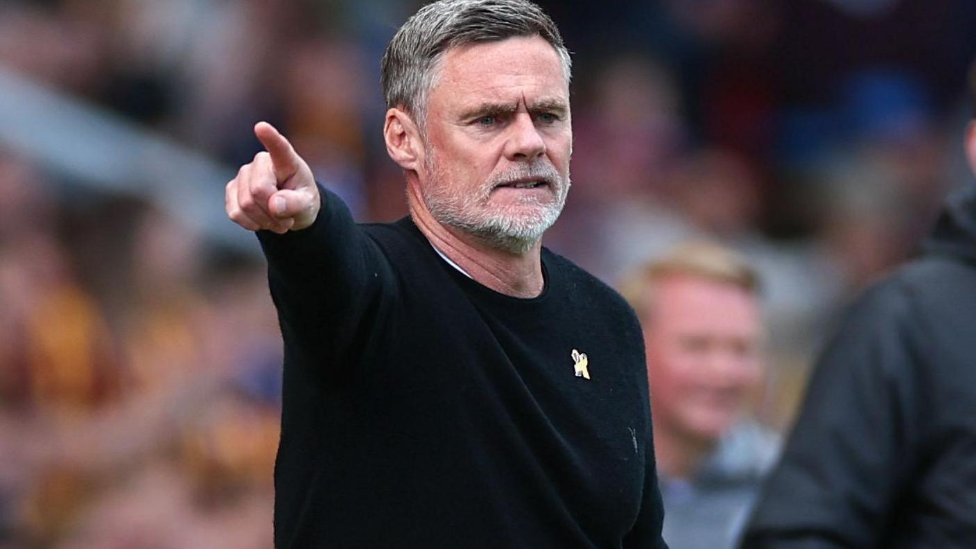 Bradford City boss Graham Alexander