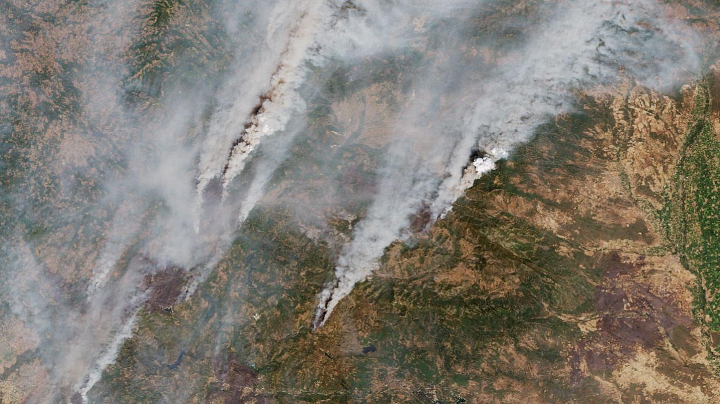 Copernicus Sentinel-2 satellite image acquired on 16 August shows multiple fires in northern Spain.