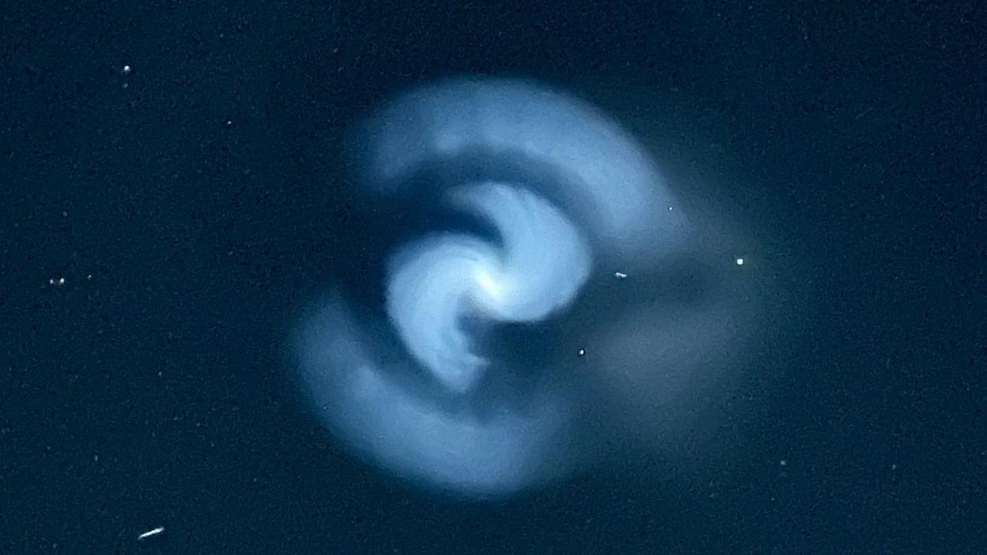 Spiral light seen over Nottinghamshire