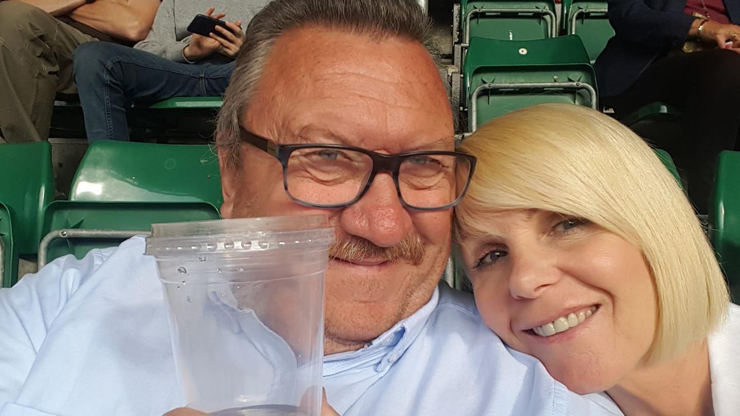 Michael Anderson a'i wraig Sandra